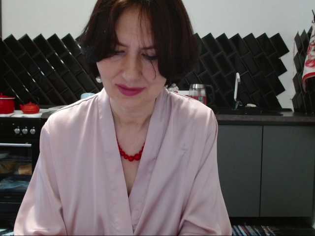 ANGELALADI
