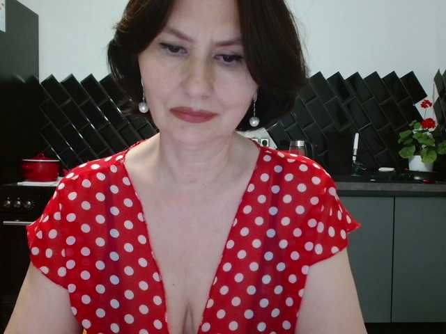 ANGELALADI