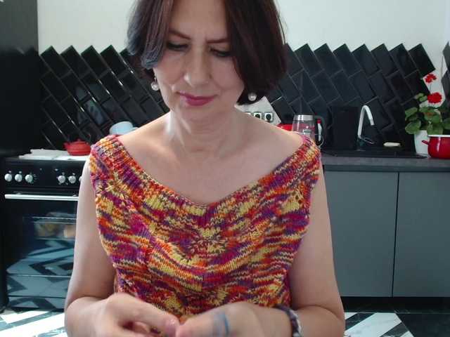 ANGELALADI