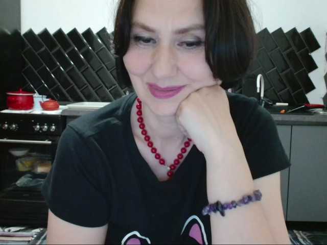 ANGELALADI