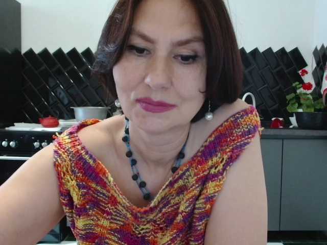 ANGELALADI