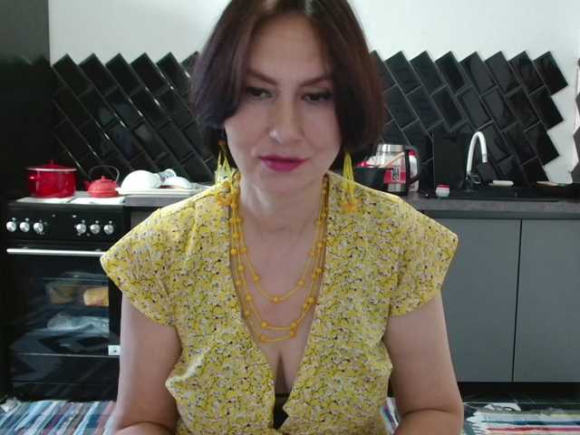 ANGELALADI live webcam show