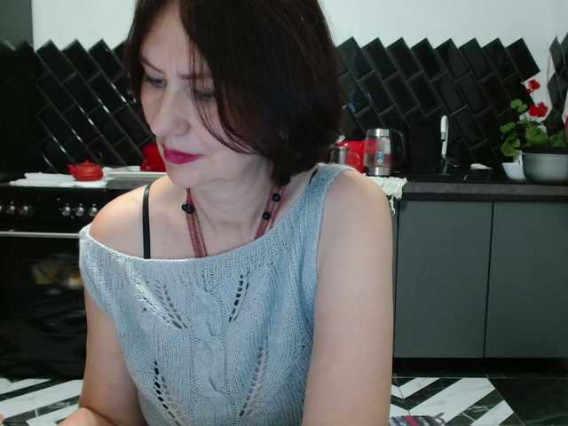 ANGELALADI live cam on BongaCams