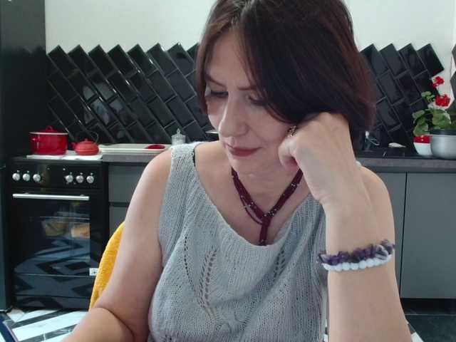 ANGELALADI