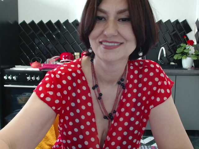 ANGELALADI