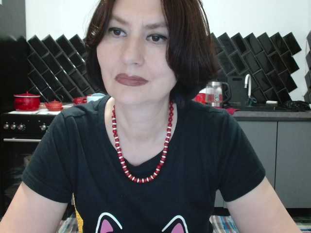 ANGELALADI