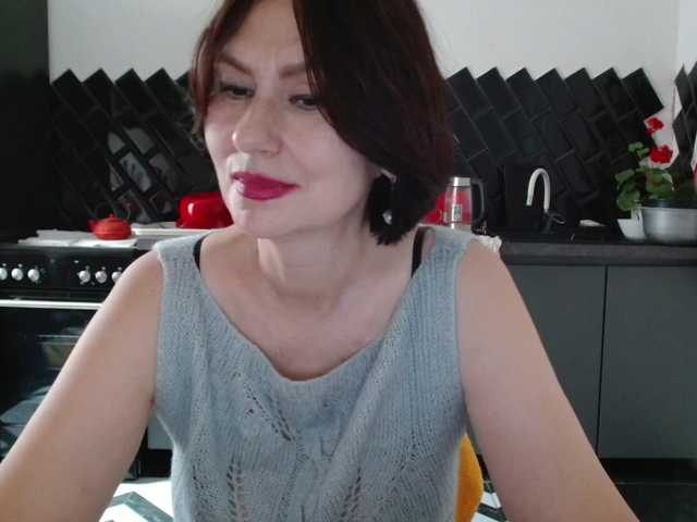 ANGELALADI