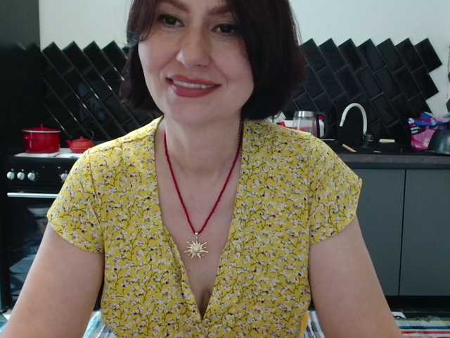 ANGELALADI live webcam show