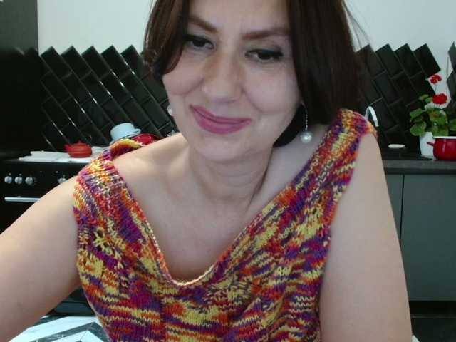 ANGELALADI live cam on BongaCams