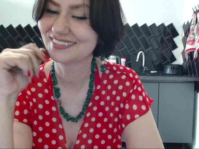 ANGELALADI webcam
