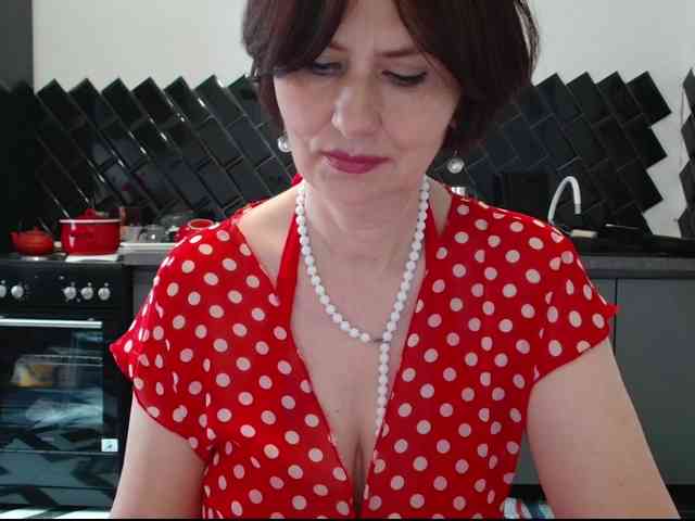 ANGELALADI webcam