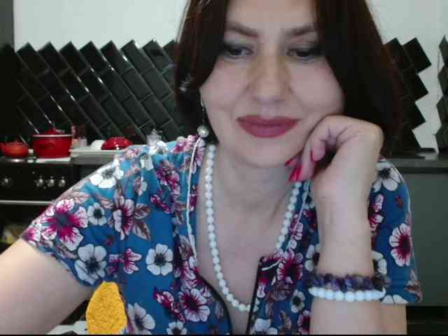 ANGELALADI