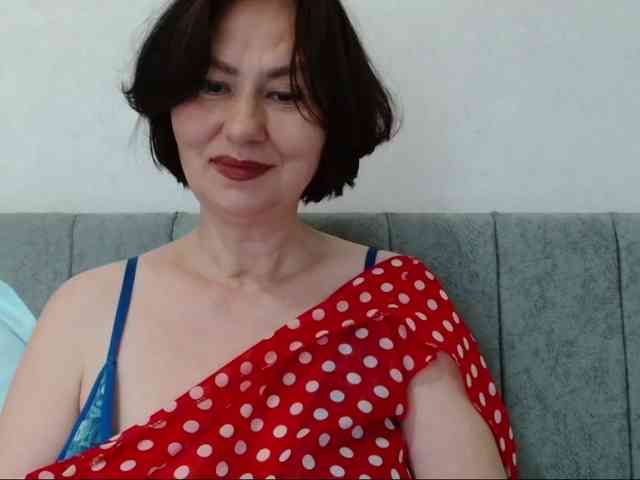 ANGELALADI webcam