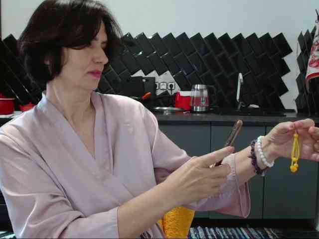 ANGELALADI