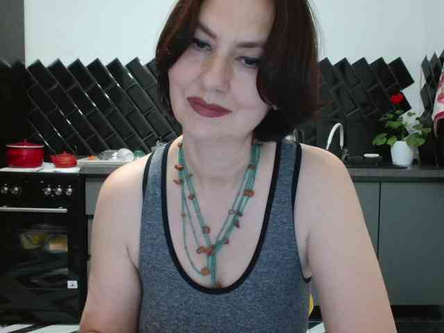 ANGELALADI webcam