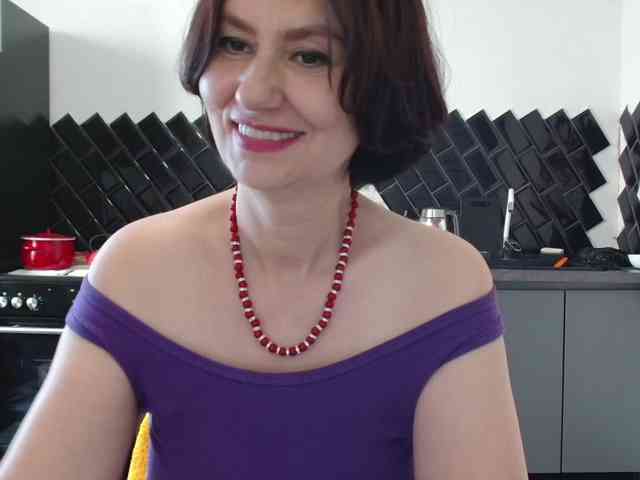 ANGELALADI