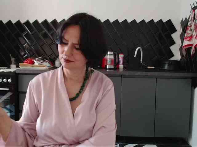 ANGELALADI