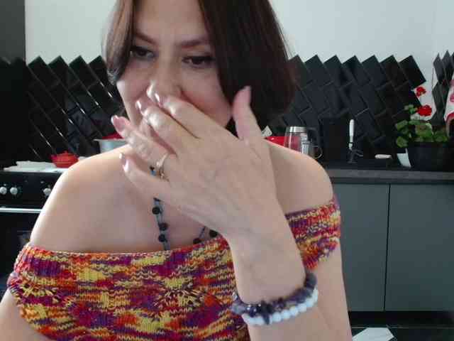 ANGELALADI webcam