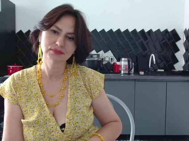 ANGELALADI webcam