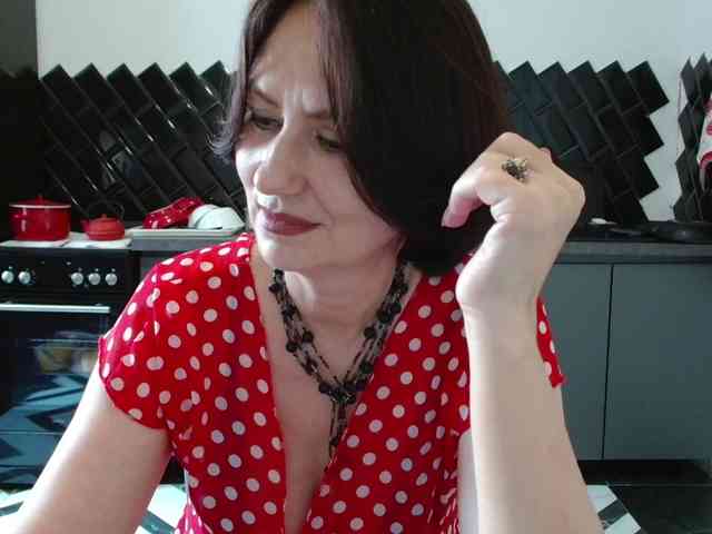 ANGELALADI webcam