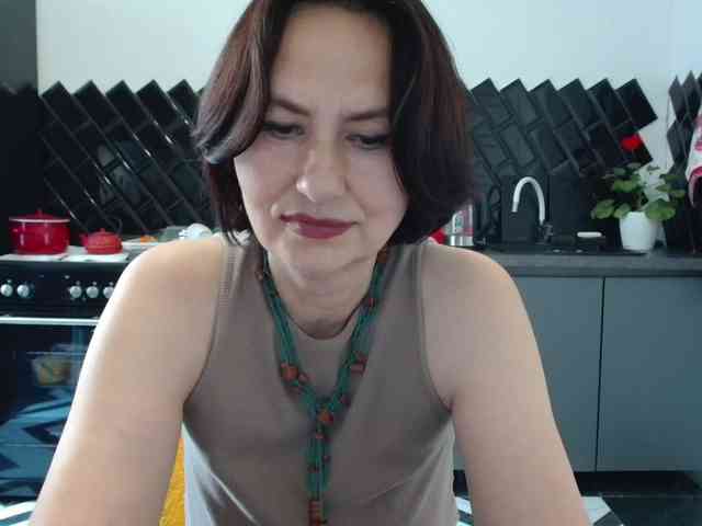 ANGELALADI webcam