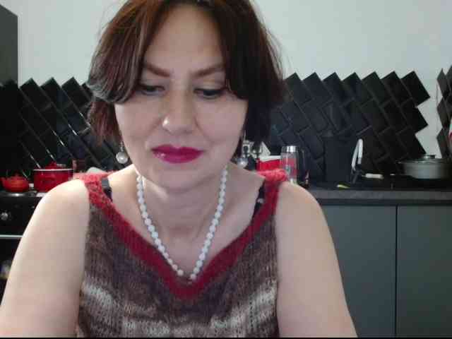 ANGELALADI webcam