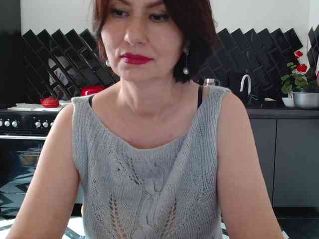 ANGELALADI