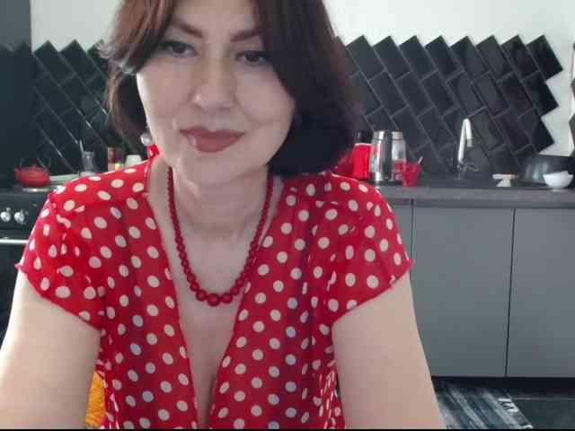Este modelo está ao vivo agora. ANGELALADI