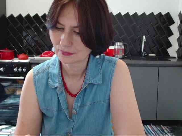 ANGELALADI webcam