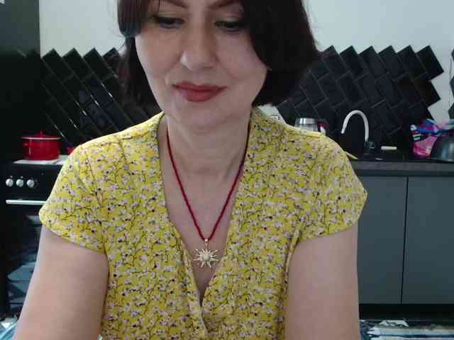 ANGELALADI webcam