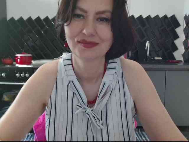 ANGELALADI
