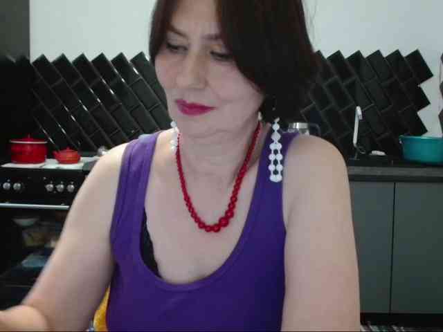 ANGELALADI