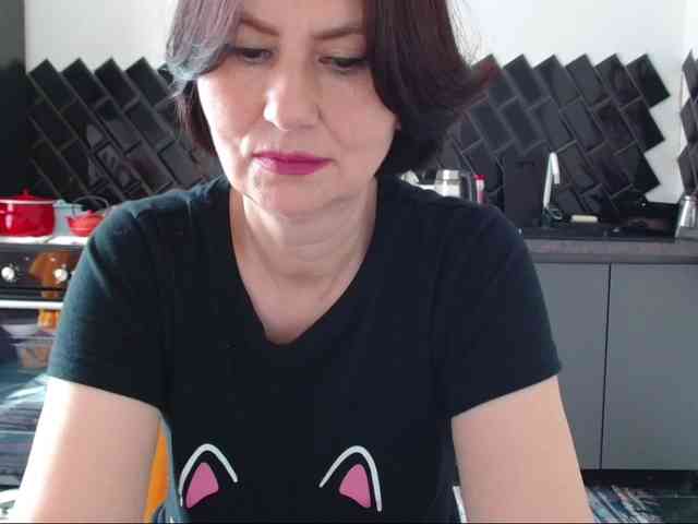 ANGELALADI webcam