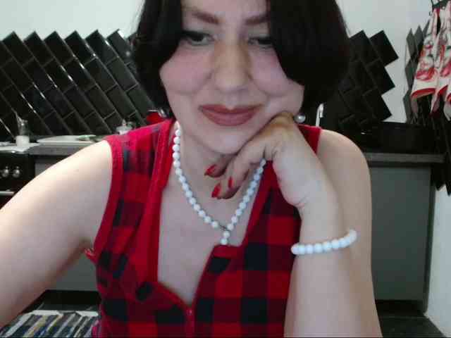 ANGELALADI