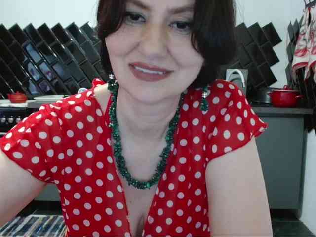 ANGELALADI