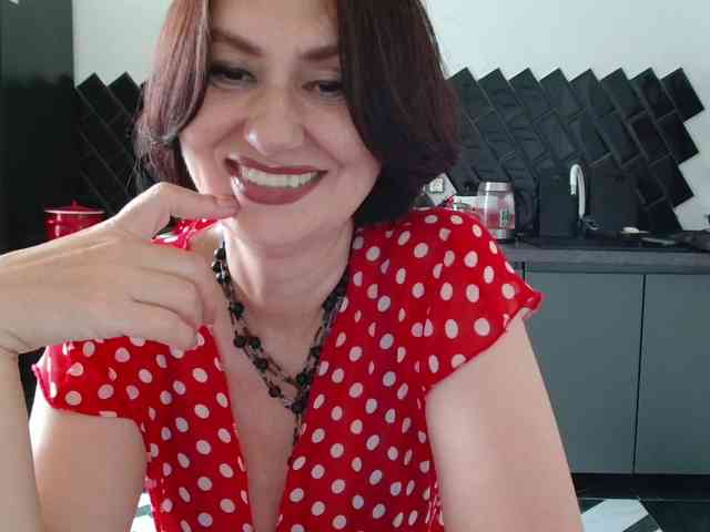 ANGELALADI webcam