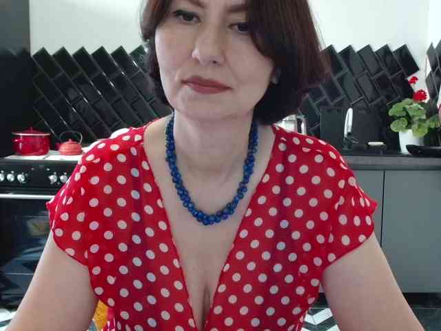 ANGELALADI webcam