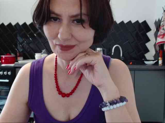 ANGELALADI