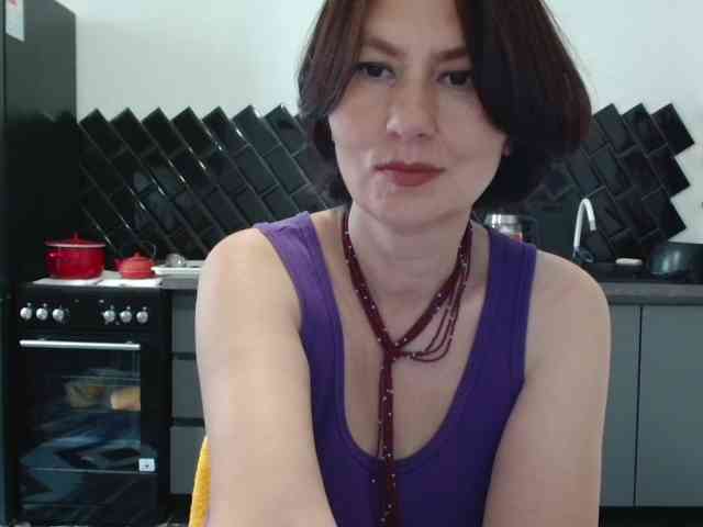 ANGELALADI webcam