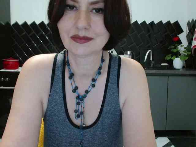 ANGELALADI webcam