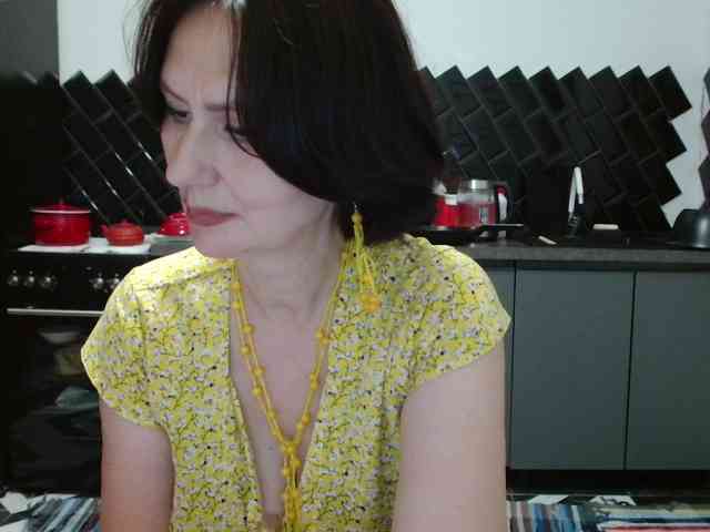 ANGELALADI webcam