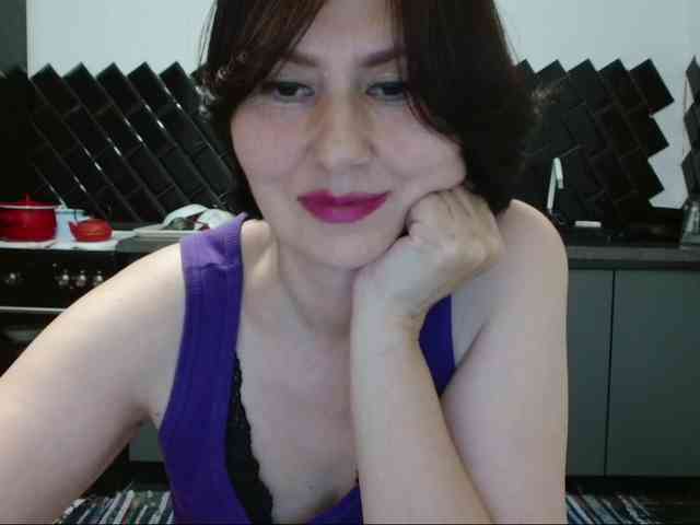 ANGELALADI webcam