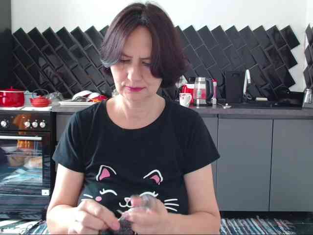 ANGELALADI webcam