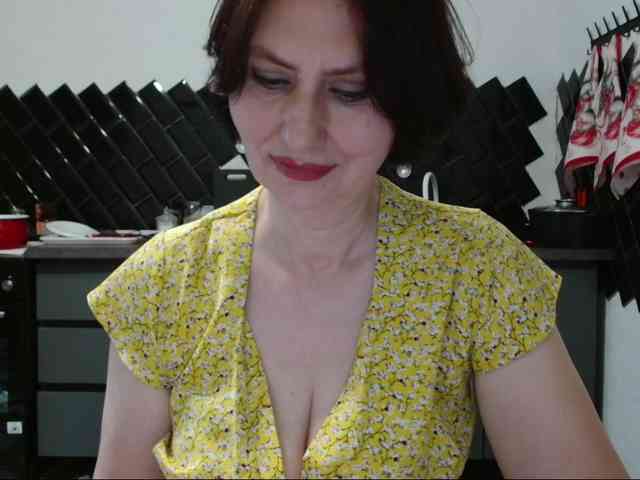 ANGELALADI