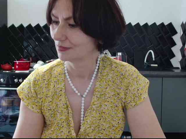 ANGELALADI webcam