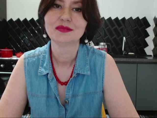 ANGELALADI webcam