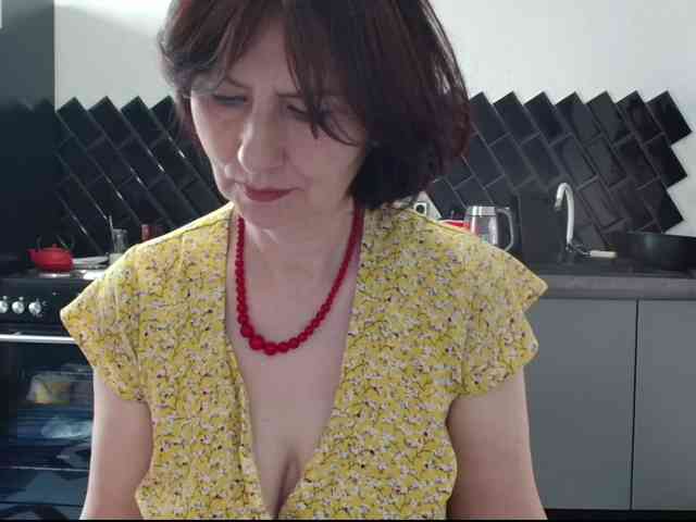 ANGELALADI webcam