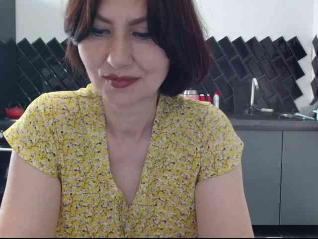 ANGELALADI webcam