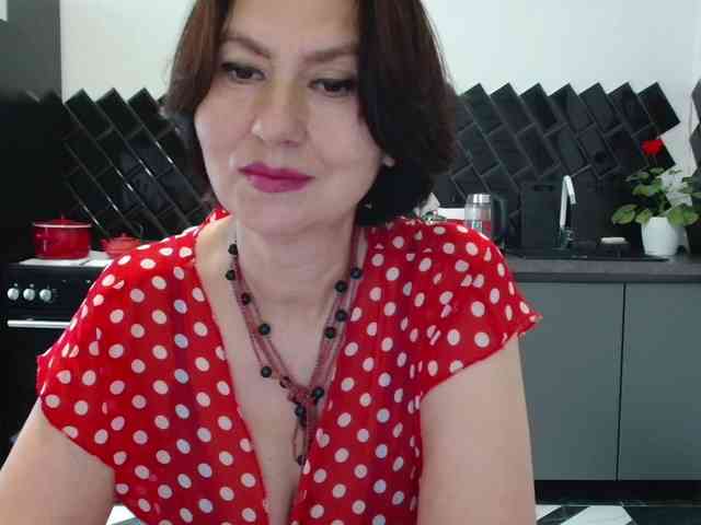 ANGELALADI