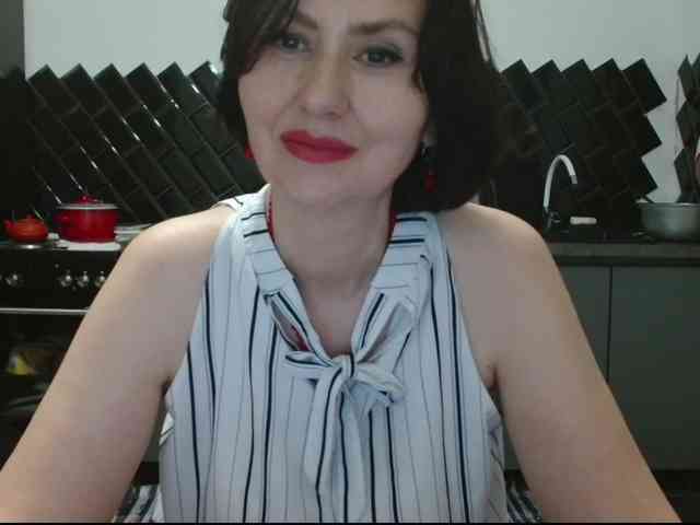 ANGELALADI webcam
